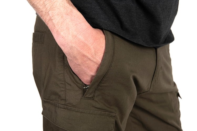 Fox FOX COLLECTION CARGO SHORTSFox Collection LW Cargo shorts - G/B - L  CCL258 Karpiowe Graty - Zdjęcie 1