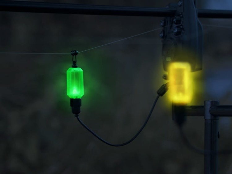 Wskaźnik brań Delphin CUBIX Light niebieski 8586018503297 101003601 Karpiowe Graty - Zdjęcie 1