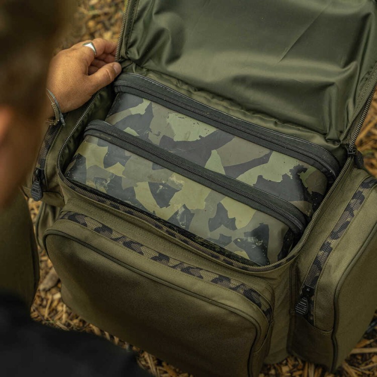 Avid Carp RVS Compact Rucksack RVS Compact Rucksack 5056317737707 A0430094 Karpiowe Graty - Zdjęcie 6