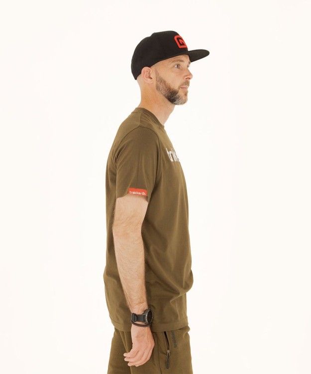 https___shop.trakkerproducts.com_product_images_e_152_Trakker_CR_Logo_T-Shirt_05__78978.jpg