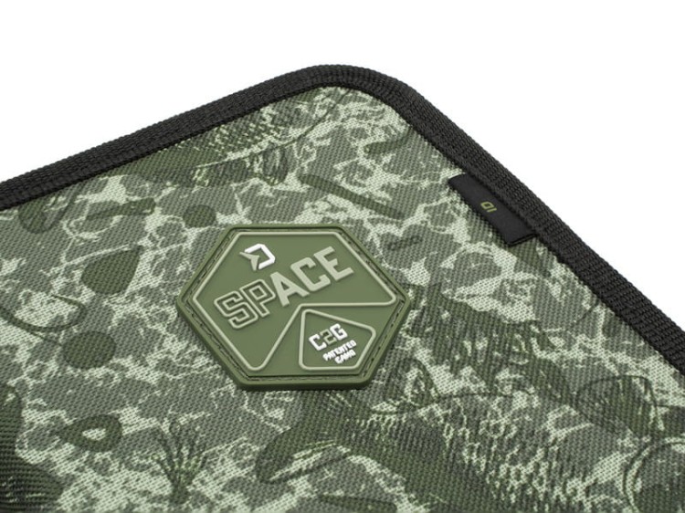 Etui na dokumenty Delphin ID Space C2G nan 8586018514125 101004402 Karpiowe Graty - Zdjęcie 3