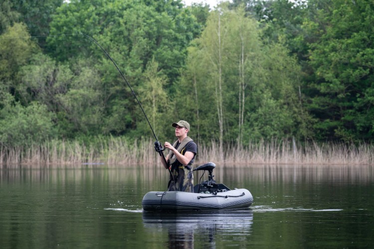 Avid Carp Revolve R 10ft 3.5lbs Revolve R 10ft 3.5lbs 5056317739695 A0460058 Karpiowe Graty - Zdjęcie 1