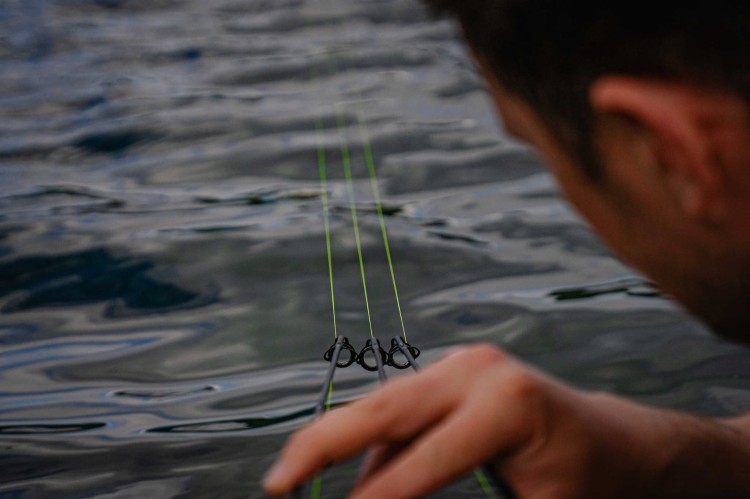 Avid Carp Extremity Hi-Vis XR Mono 0.33mm 15lbs 6.8kg 1000m Extremity Hi-Vis Mono 0.33 15lbs 6.8kgs 5056317744682 A0630023 Karpiowe Graty - Zdjęcie 19