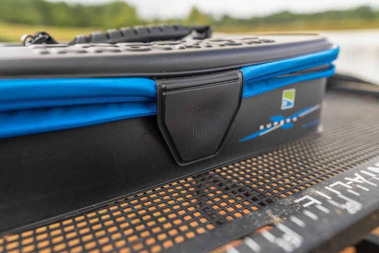 f18edfe704214dfcfd25d25d4c773b32