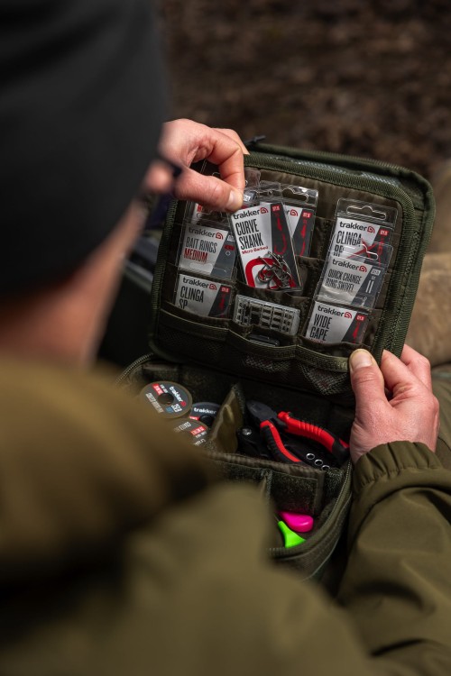 204129_NXG_Compact_Tackle_Bag_L4_2025_10.JPG