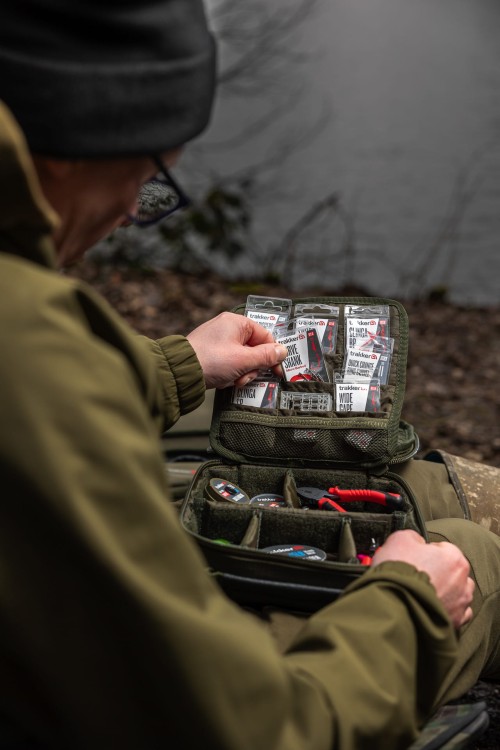 204129_NXG_Compact_Tackle_Bag_L4_2025_02.JPG
