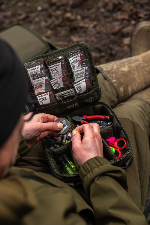 204129_NXG_Compact_Tackle_Bag_L4_2025_01.JPG