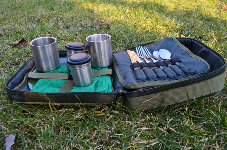 Mivardi Dinning Set Premium - zestaw sztućców i talerzy  Karpiowe Graty - Zdjęcie 13