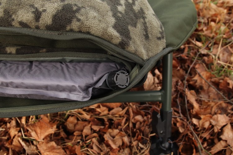 Mivardi Bedchair CamoCode Air8 - łóżko karpiowe  Karpiowe Graty - Zdjęcie 21