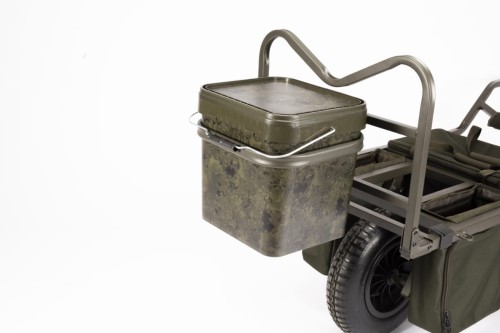 Nash Barrow Bucket Outrigger Front 10 / 17 Litre - adapter do wózków Trax Barrow oraz Power Barrow 5055108932567 Karpiowe Graty - Zdjęcie 1