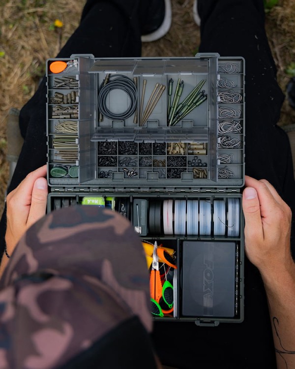 Fox Edges Medium Tackle Box - organizer wękarski 5056212167289 Karpiowe Graty - Zdjęcie 1