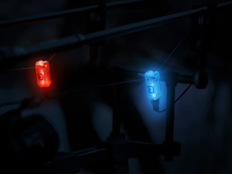 Delphin LightBlock - hanger (czerwony)  Karpiowe Graty - Zdjęcie 7